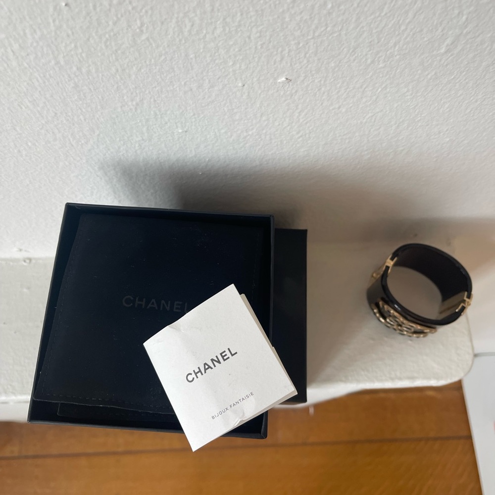 Chanel cuff - Picture 5 of 8